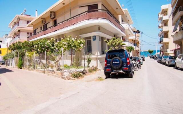 Samouil Apartment, 40 meters from the beach