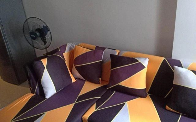 Family freindly 2 bedroom condo at Vine Residences