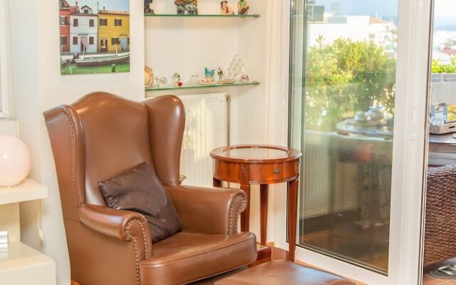 Beautiful apartment at Glyfada-Athens