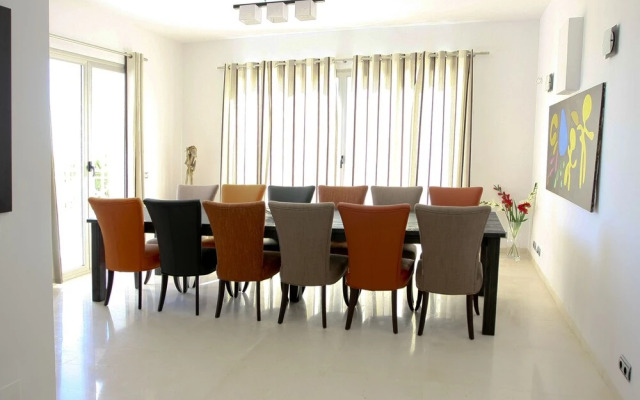 Sotogrande Almenara Modern 6 Br Villa