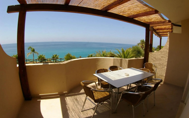 Villaggio Cala Di Volpe Hotel & Residence