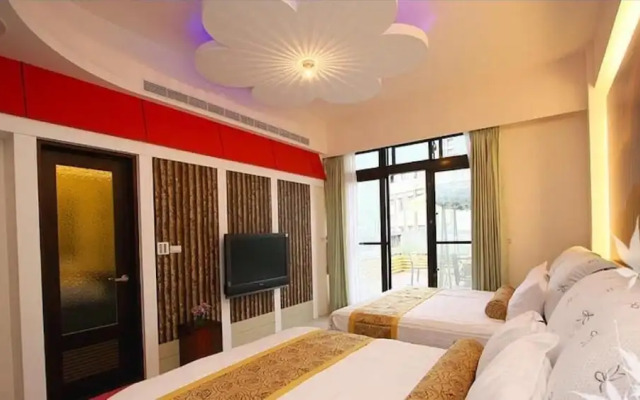 Chuan Shiang Hot Spring Hostel