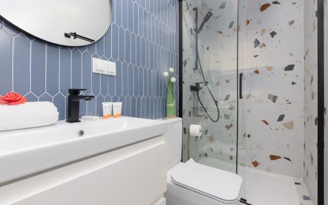 Studio Batorego Warsaw by Renters