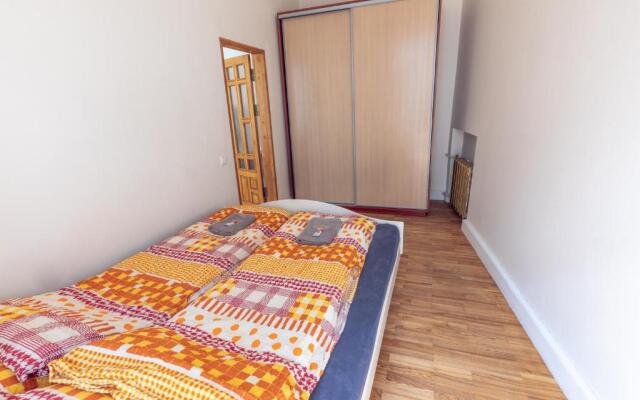 Modern 2-room flat in the city center