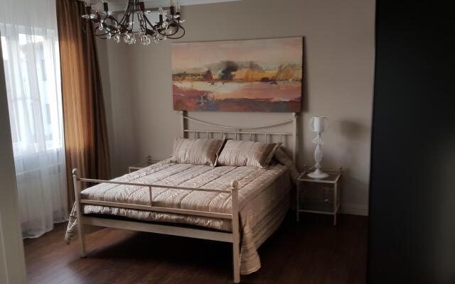 Гостевой дом на Вишневой, 11