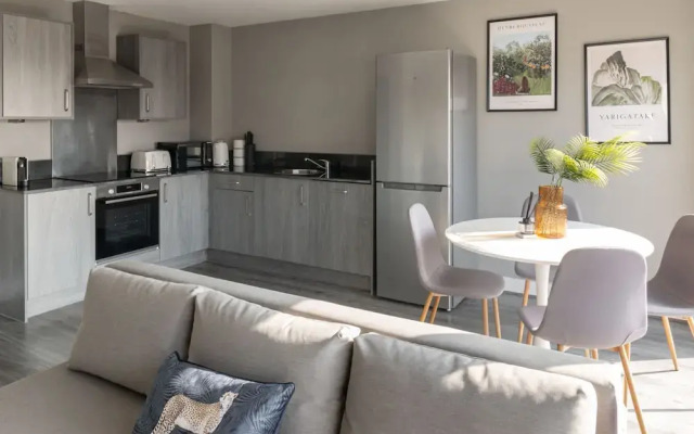 Host Stay Monarchs Quay