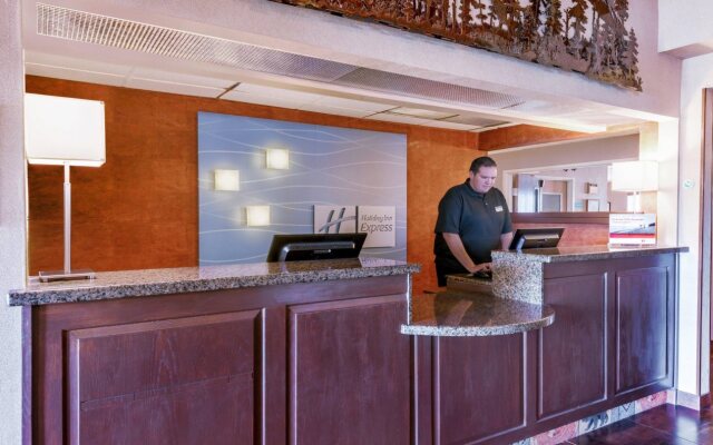 Holiday Inn Express Hotel & Suites Raton by IHG