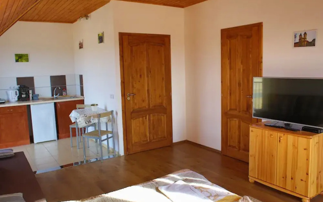 Szabolcs Apartments