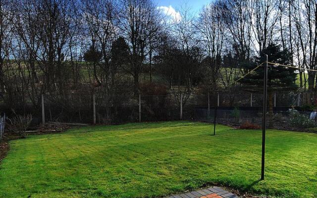 Clover Holidays - Leslie House