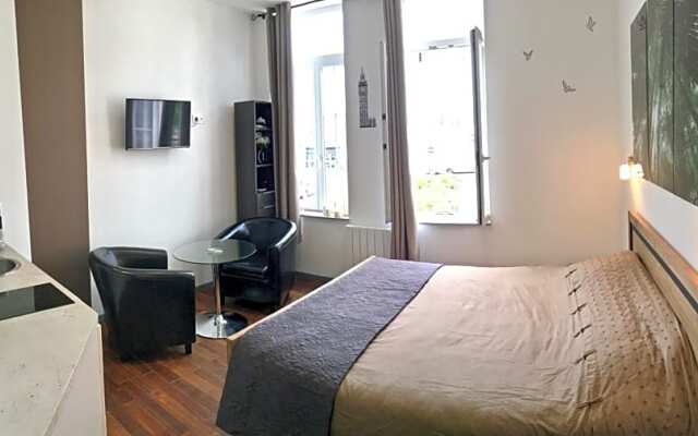 LITTLE PLAZA Appart'Hotel