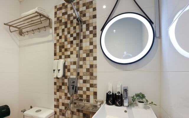 Trevor Hotel by I Housing