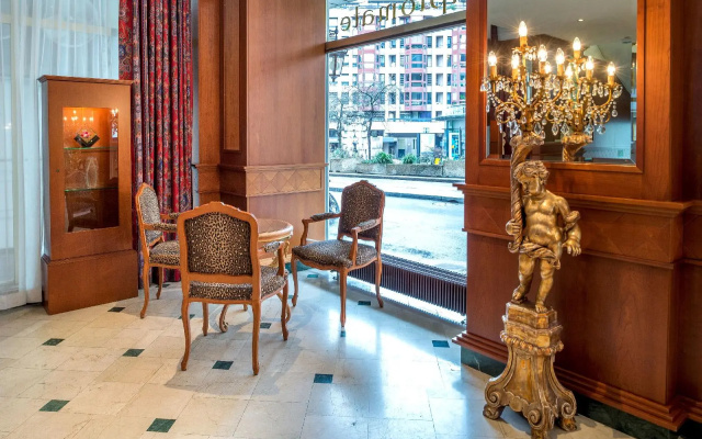 Hotel Diplomate – Lobby – Geneva