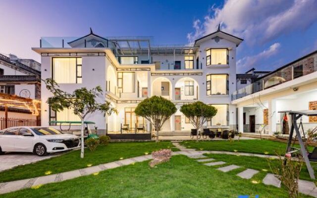 Yishan Banye Homestay (Longqi Wharf Branch)