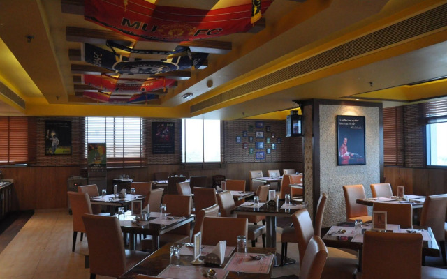 Fortune Royal Hotel