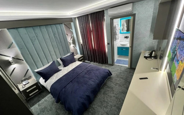 Forever 21 Hotel