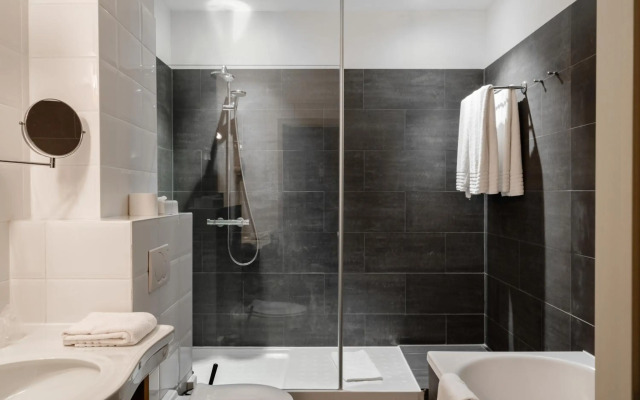 Ghent River Hotel