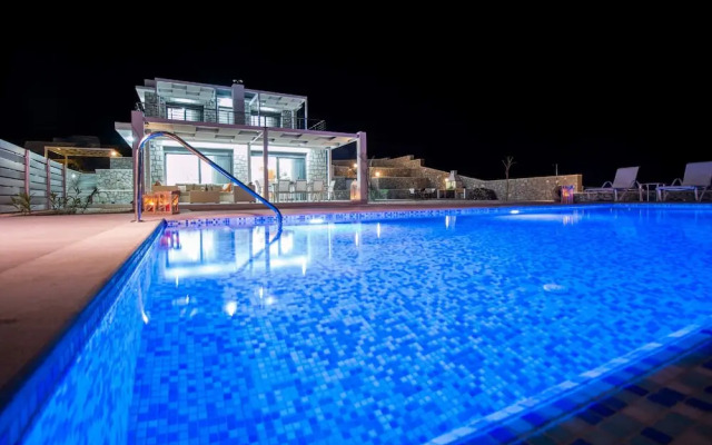 Francis & Gregorys Luxury Villas