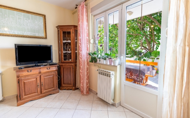 Apartment Rezikica - green oasis; A1 Palit, Island Rab