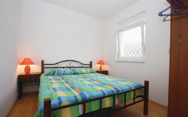 Awesome Home in Pula With 4 Bedrooms and Wifi