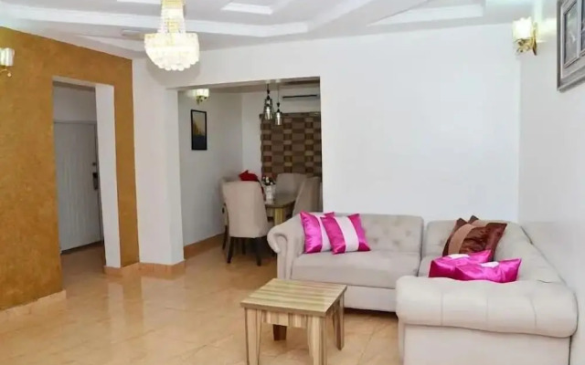 Sterling Lakeview Apartment