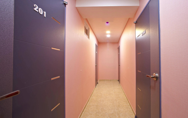 Rainbow Hotel Myeongdong