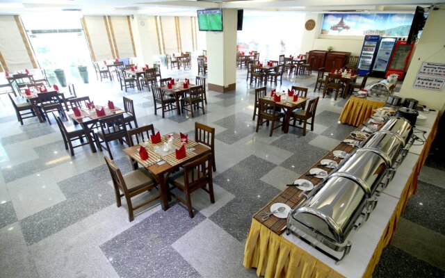 Shwe Htee Hotel