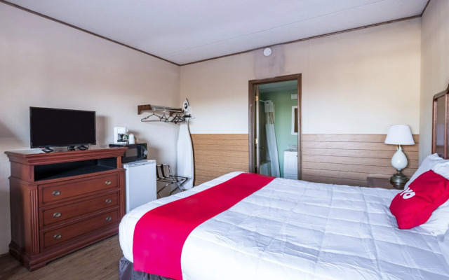 OYO Hotel Windmill Branson