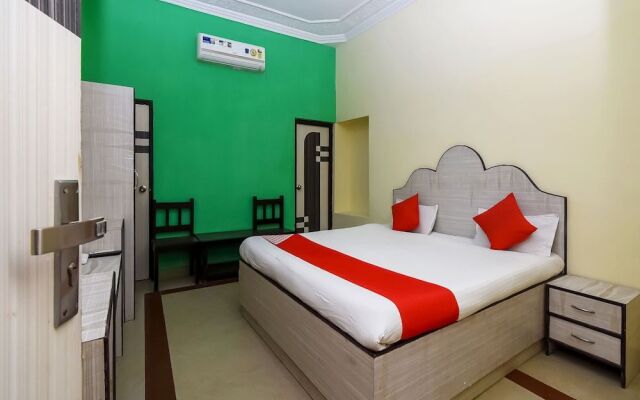 OYO 22899 Hotel Bhagwati Palace