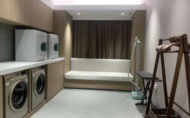 Giorgio Morandi Hotel
