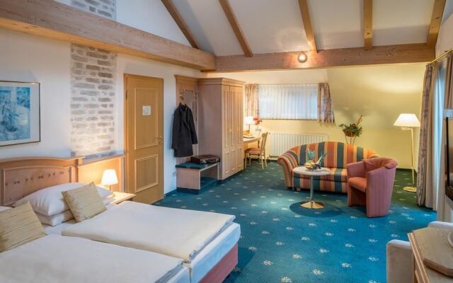 Hotel Holl