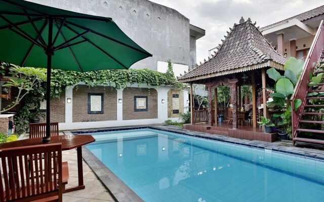 ZEN Rooms Padma Palagan