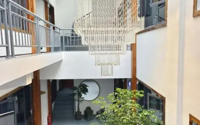 Zhangjiajie Borui Courtyard Hotel (Tianmen Mountain)