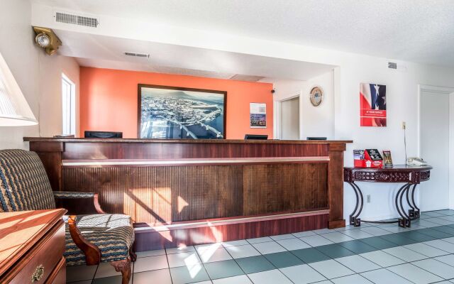Motel 6 East Ridge #4423