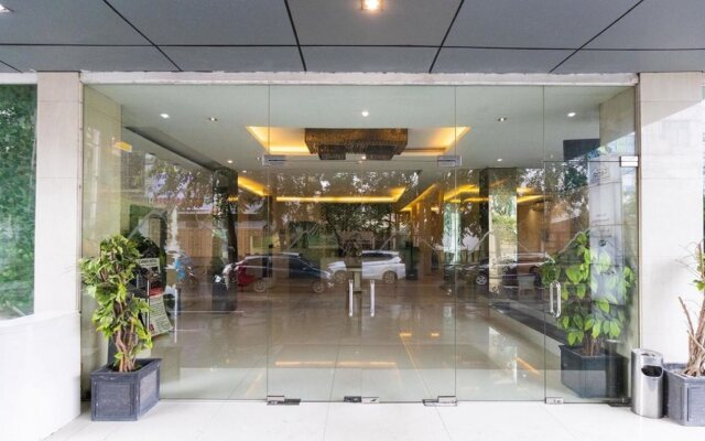 Candi Hotel