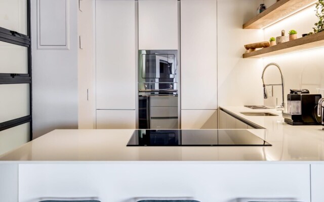 702 Metropolitan in Cape Town