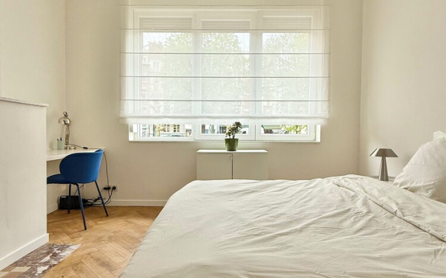 2 bedrooms - baby crib & furnished