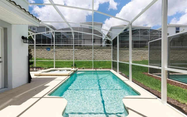 5BR 5BA ChampionsGate Pool Home