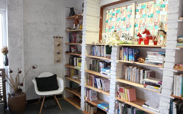 ErHai Gate No.1 Hotel