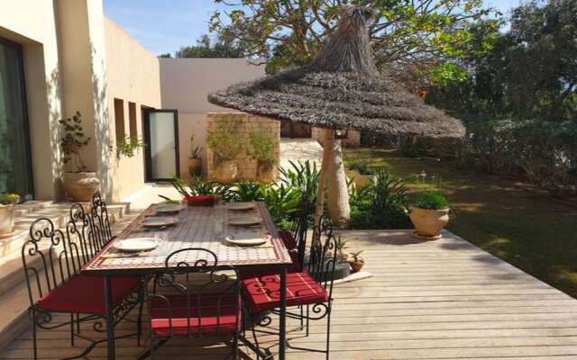 13 Bedroom Villa With Heated Pool, Golf Course, Seaside