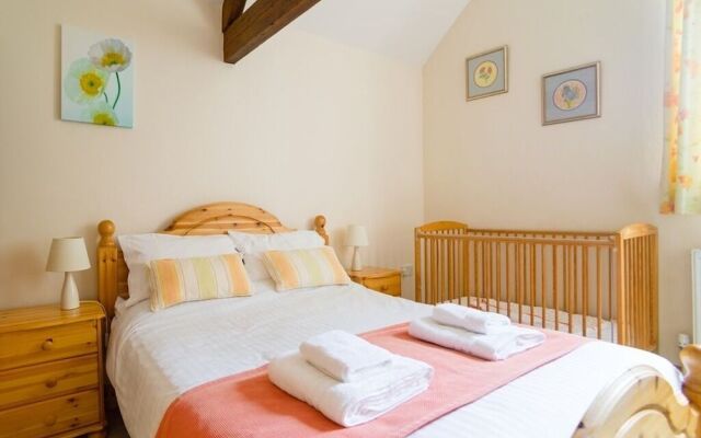 Degembris Cottages