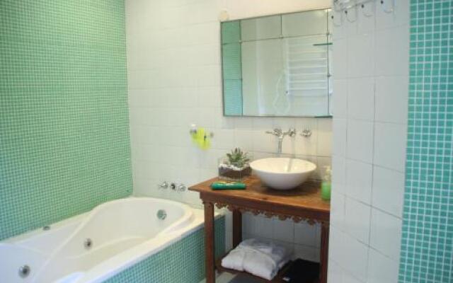 Suíte Charmosa em Solar Histórico