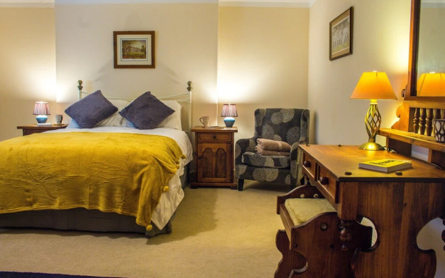 Hillbrook House Apartment 9