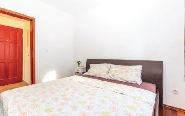 One-Bedroom Apartment in Dramalj X