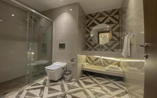 Grand Luxury
