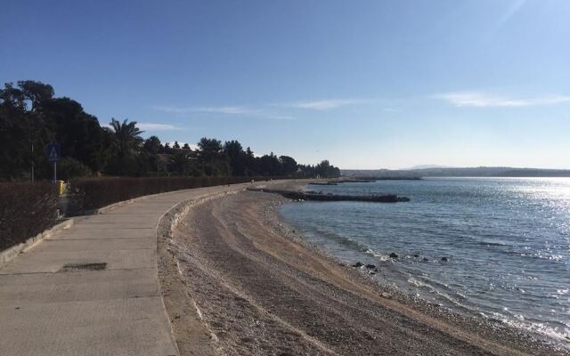 Luxurious Apartment in Novalja Near Sea