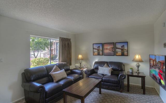 Park Suites at 139 - One Bedroom Apartment