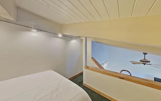 Sb206 2 Bedroom Condo