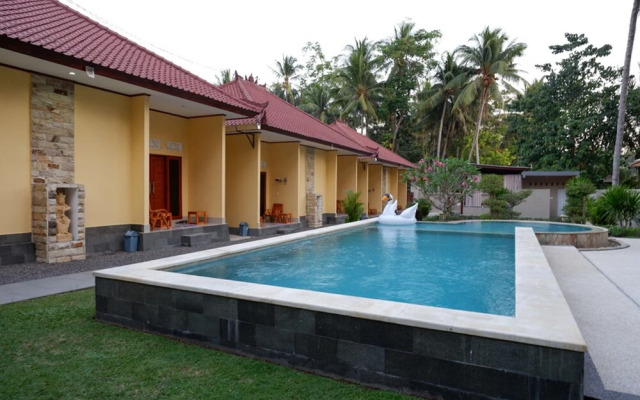 Reddoorz Plus Near Pantai Melase Lombok