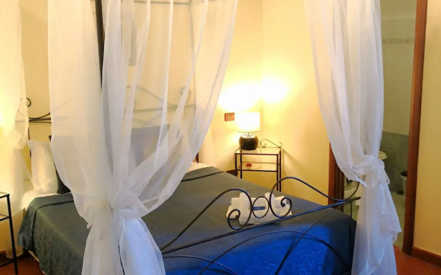 B&B Window To The Tower