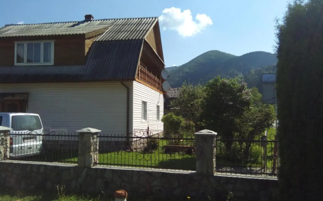Homestay Opryshky